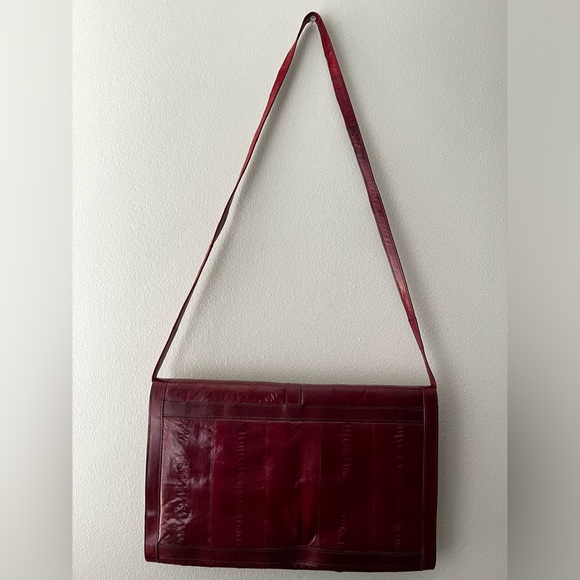 Vintage 1980’s Genuine Eel Skin Maroon/Red Handbag Shoulder bag clutch/purse - Picture 6 of 8